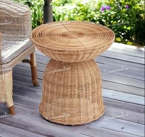 Tabouret de table basse en rotin élégant et personnalisé de style moderne console en incrustation d'os fait à la main nouveau design pour l'extérieur bébés enfants - Product Image 1