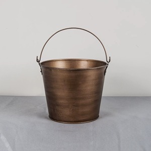 Contenedor de Bebidas Clásico de Acero para Fiestas, Enfriador de Vino, Porta Cervezas, Cubo para Champán para una Presentación Elegante de Eventos - Product Image 1