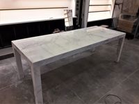 Tables en marbre de qualité supérieure Conceptions durables élégantes Variétés de pierres de formes multi-tailles pour les applications intérieures de villas en plein air Étanche