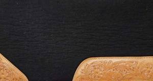 Portable véritable qualité 100% laine Western tapis de selle en cuir de couleur unie pour les courses de chevaux fabricant indien - Product Image 5