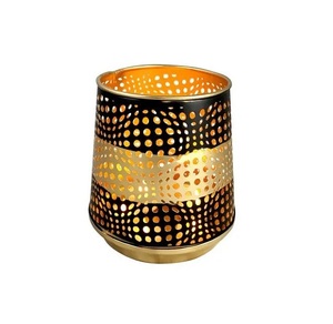 Portavelas de Metal Ligero, Ideal para Fiestas, Bodas y Eventos Especiales que Requieren una Iluminación Romántica y Suave - Product Image 1