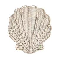 Assiettes de présentation en rotin en forme de coquillage, style bohème, vente en gros, sous-plat en rotin, sous-plat en osier, vente chaude, OEM, du Vietnam