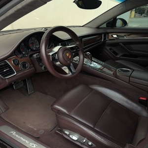 Gran éxito de ventas: Porsche Panamera 4S con doble motor y tracción total - Product Image 3