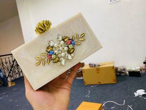 กระเป๋าคลัทช์ทำด้วยมือทำจากเรซินคุณภาพสูงดีไซน์เป็นมิตรกับสิ่งแวดล้อมคุณสมบัติการตกแต่งที่เป็นเอกลักษณ์ - Product Image 2