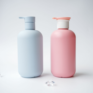 Bouteille en plastique HDPE de 500 ml avec pompe à lotion, impression par transfert thermique, couleur personnalisée, pour soins de la peau, shampoing, revitalisant, nettoyant visage - Product Image 1