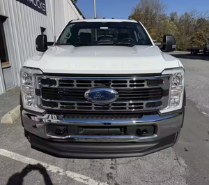 ¡Genial! Camión de Remolque Usado de Alta Calidad 2024 para Ford F-550 de Eje Único - 325HP, 4x4 Diésel Automático, para Envío Mundial - Product Image 1