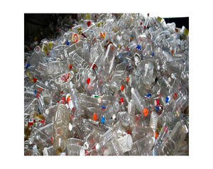 BOTELLA DE PET LIMPIA EMBALAJE DE CHATARRAS DE PLÁSTICO EN PAGOS DISPONIBLES STOCK/SUMINISTRO A GRANEL 100% BOTELLAS DE PET TRANSPARENTES CHATARRAS DE PLÁSTICO, COPOS DE PET - Product Image 4