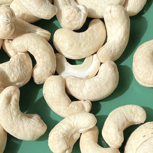 Noix de cajou en vente chaude, noix de cajou grillées WW180, WW240, WW320, noix de cajou brutes LP, emballage de marque privée disponible - Product Image 1