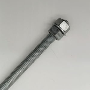 Boulon à double armement galvanisé à chaud avec <span class=keywords><strong>tige</strong></span> <span class=keywords><strong>filetée</strong></span> à <span class=keywords><strong>4</strong></span> écrous - Product Image 5