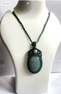 Larimar taille libre avec environ 10-30mm pierre lisse en macramé pendentif collier cordon fait à la main et bijoux en laiton bijoux de fête - Product Image 3