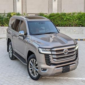 Land Cruiser 2022 d'occasion, SUV bi-turbo, KE Origin, garantie OEM 1 an, disponible en conduite à gauche/droite - Product Image 1