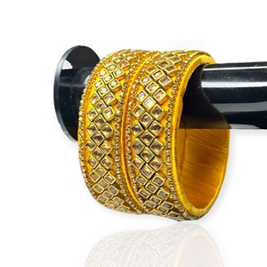 ชุดกำไลข้อมือมุกเส้นด้ายชุบทองเหลืองสีเหลืองสดใส ดีไซน์ทันสมัย เหมาะสำหรับงานเทศกาล กำไลแบบซ้อนกันได้ ราคาขายส่ง - Product Image 1