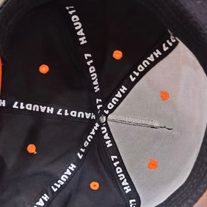 หมวกเบสบอลผ้าแคนวาสพิมพ์ลายฮาร์ดท็อปแบบยูนิเซ็กซ์-ดีไซน์กราฟฟิตี้เกาหลี ปรับได้ ใส่ได้ทุกฤดู หมวกกีฬาลำลอง - Product Image 6