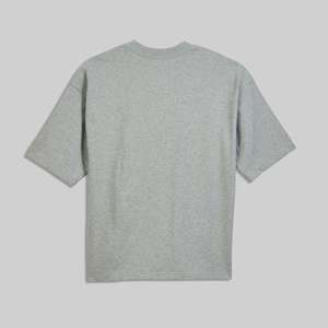 Camiseta Oversize de Corte Cuadrado 100% Algodón Jersey Ajuste Holgado Transpirable Estilo Urbano Fabricante OEM ODM Venta al por Mayor - Product Image 2