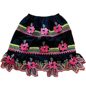 Falda Micronesiana de Estilo del Pacífico para Uso Diario, Último Diseño Floral Hecho a Mano, Faldas Polinesias de Calidad para Mujer - Product Image 1