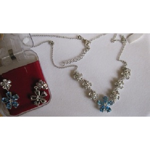 Ensemble classique en topaze blanche et bleue SWS avec zircon plaqué or 14K et 18K pour les occasions de mariage, de fête et de cadeaux - Product Image 1
