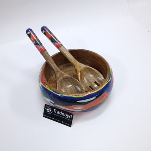 Ensaladera de madera ecológica hecha a mano con impresión de esmalte de cuchara de servicio sostenible para ensaladas y más - Product Image 1