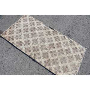 พรมตุรกีขนาด 2.7x5.7 ฟุต สีเบจลายปะติดแบบวินเทจ ทำจากขนสัตว์ - Product Image 4