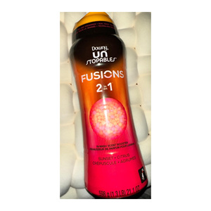 Perles Booster de Parfum Downy Unstopables Fusions Sunset + Citrus In-Wash - Product Image 3