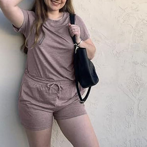 เซ็ต2ชิ้นสำหรับผู้หญิงเซ็ตเสื้อยืดสั้นกีฬาลำลองแบบสั้นกางเกงขาสั้นแฟชั่นพิมพ์ลายตัวอักษรชุดสวมใส่อยู่บ้านนุ่ม - Product Image 6