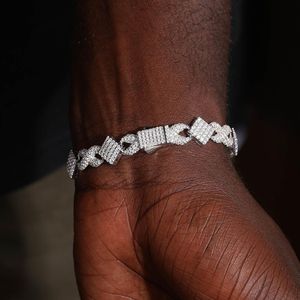 Iced Square Infinity Pulsera de eslabones cubanos - Product Image 4