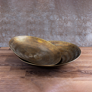 Ensemble d'assiettes décoratives en métal finition antique, plateau de fruits texturé au design sunburst pour table à manger et décoration intérieure - Product Image 6