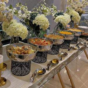 Plato de frotamiento profesional de acero inoxidable con sartén extra profunda para sostener comidas grandes en celebraciones y reuniones formales - Product Image 5