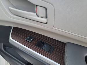 2021 untuk <span class=keywords><strong>Toyota</strong></span> <span class=keywords><strong>Sienna</strong></span> LE 8-seater Mini Van 4WD Turbo mesin ringan Interior kulit kursi ACC kontrol kapal pesiar R19 ban 75095 Mil