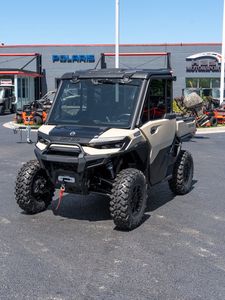 Polaris Ranger Can-Am UTV 4x4 abordable, moteur à essence, transmission automatique, 4 temps, capacité de charge utile de 300-400 kg, réservoir de carburant de 20-30 L - Product Image 4