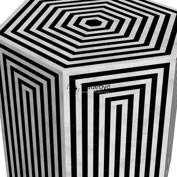 Available in different Colors