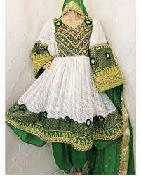 Belle robe ethnique Kuchi pour filles afghanes pour fêtes et occasions spéciales à prix d'usine - Product Image 5