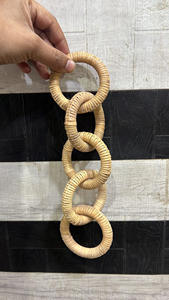Cadena de eslabones de ratán de madera pulida hecha a mano, diseño único de mango Natural para decoración de vajilla, decoración de madera única y elegante - Product Image 2