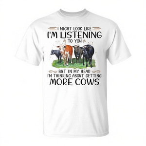 Puedo parecer que estoy escuchando, pero en mi cabeza estoy pensando en vacas - Camiseta para eventos promocionales - Product Image 3