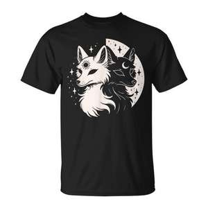 T-shirt Fox Spirit Celestial Moon, motif Lune, Renards, Nuit, Soleil, Étoiles, pour les promotions Jour, Nuit, Soleil - Product Image 1