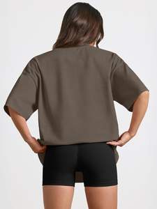 Camiseta elegante de algodón para mujer, camiseta de manga corta personalizada OEM para moda informal y uso diario - Product Image 4