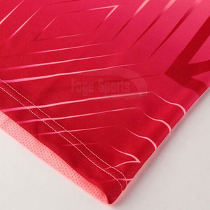 Ropa de fútbol de secado rápido transpirable Uniforme de camiseta de fútbol personalizado para adultos Uniforme de fútbol de gran oferta OEM - Product Image 4