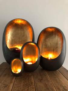 Portavelas Moderno de Jesmonita con Diseño de Concha Acanalado - Base de Vela Cónica de Hormigón con Diseño Festoneado Nórdico, Decoración Estética con Motas Pastel - Product Image 4