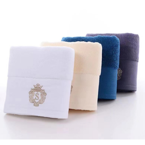 Ensemble de serviettes d'hôtel 100 % coton de haute qualité, écologiques, couleur unie, durables, blanches, pour adultes, pour hôtels - Product Image 4