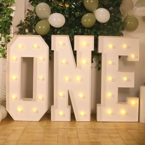 Letras Decorativas Personalizadas de 90 cm/3 pies con la Palabra <span class=keywords><strong>LOVE</strong></span> e Iniciales para Decoración de Escenarios de Boda - Product Image 4