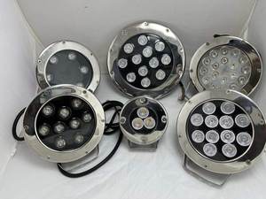 Luces LED para Fuentes de Acero Inoxidable Duraderas de 6W y 18W, Regulables, con Colores Individuales y RGB, Clasificación IP68 - Product Image 3