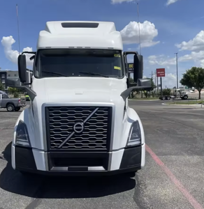 El mejor!! Camión con Cabina Dormitorio VOL_VO Usado en Excelentes Condiciones, Modelos 2024, 2023, 2022 - VNL64T860 - Product Image 3