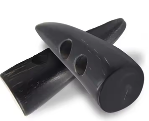 100% corne de buffle naturelle bascule boutons à 2 trous faits à la main décoration de vêtements écologiques par artisanat en croissant - Product Image 5