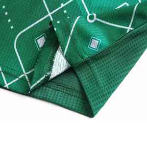 Kits de football OEM uniformes de football sur mesure chemises et shorts de football pour les équipes de jeunes hommes femmes fabricant de vêtements de sport - Product Image 1