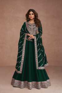 Robe Anarkali indienne pakistanaise magnifique, tissu en soie, broderie de sequins, tenue de fête, mariage, tenue traditionnelle décontractée - Product Image 3