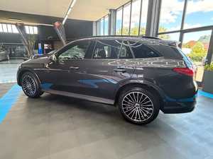 เมอร์เซเดส-เบนซ์ GLC 300 300d AMG 4MATIC SUV เกียร์อัตโนมัติ ดีเซล เทอร์โบ ไฟหน้า LED ล้อแม็ก R19 เบาะหนัง ยูโร 6 พวงมาลัยซ้าย สีดำ - Product Image 2