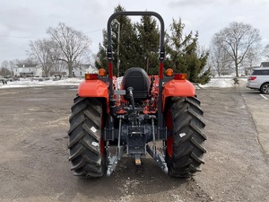 Tractor Kubota M5660SUHD 2023 4WD con Motor, Caja de Cambios, Bomba y Todos los Implementos, Certificado CE, 4 Horas de Uso, en Venta - Product Image 6