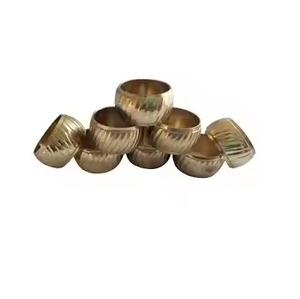 Anneau de serviette rond multi-matériaux accrocheur Porte-mouchoir conçu disponible pour la décoration de table et les accessoires - Product Image 1