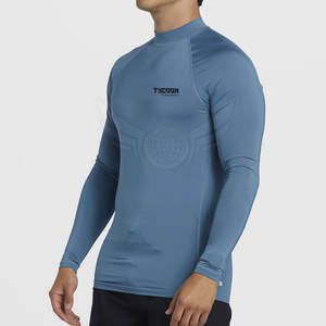 Camiseta de entrenamiento de combate de estilo táctico Rash Guard resistente para entrenamientos intensos Rash Guard - Product Image 2