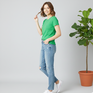 Camiseta Verde de Corte Perfecto para Mujer, Ecológica, Transpirable, de Secado Rápido, Cuello Acanalado, Calidad Premium, Precio de Fábrica - Product Image 6