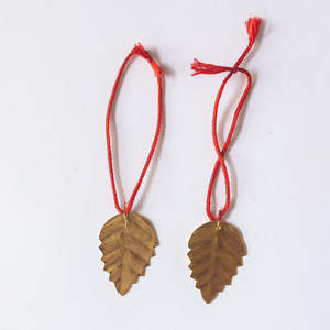 Gold Metal Leaf Hanging Ornament For Christmas Tree Decoration with Customization - Product Image 3